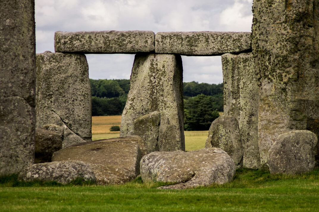stonehenge monument
