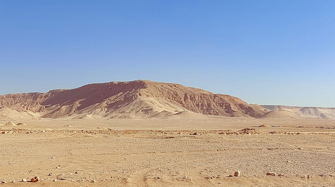 ancient desert lines